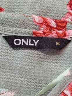 Kurzarm-Bluse Größe 36-Only Outlet