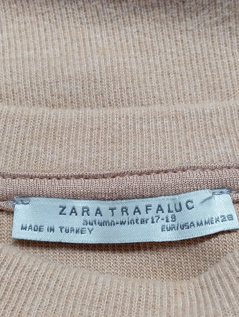 Kurzarmpullover Größe 38-Zara Trafaluc Discount