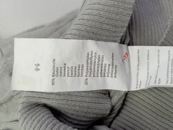 Pullover><noscript><img width=