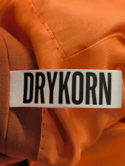 Blazer><noscript><img width=