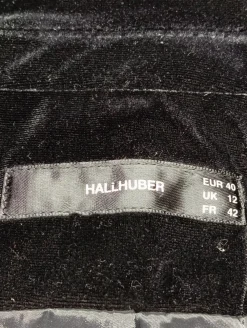 Blazer><noscript><img width=