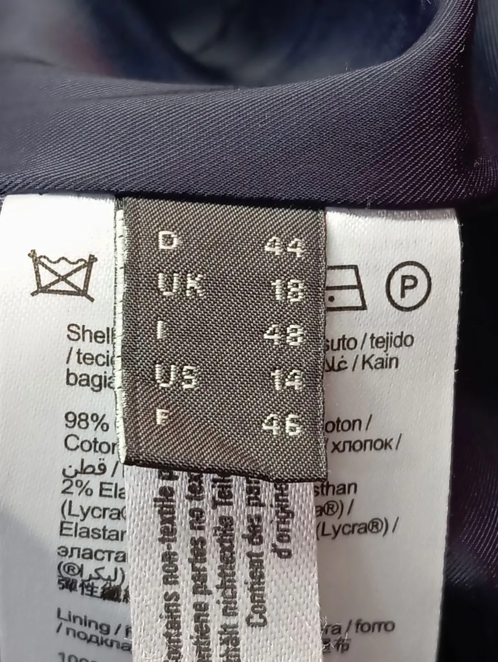 Kurz-Blazer Größe 44-Esprit Clearance