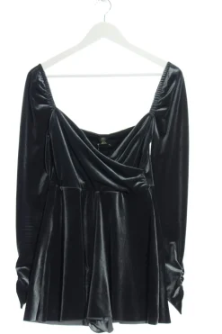 Hosen>Urban Outfitters Kurzer Jumpsuit Größe 34 hellgrau