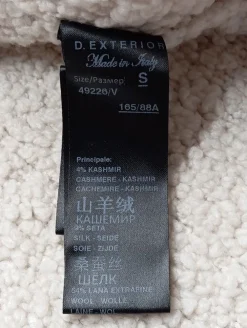 Kurzmantel Größe 36-D. Exterior Hot