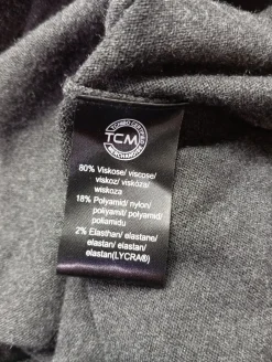 Pullunder><noscript><img width=