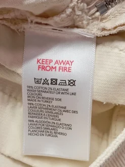 Röcke><noscript><img width=