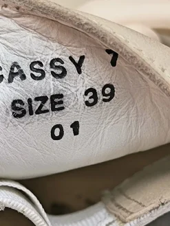 Mokassins><noscript><img width=