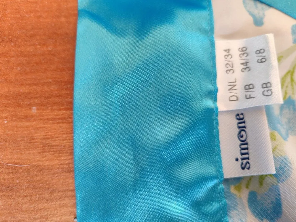 Morgenmantel Größe 32- Hot