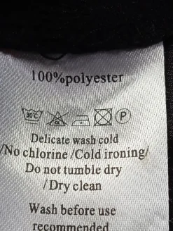 Shirts><noscript><img width=