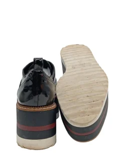 Oxford Größe 39-Stradivarius