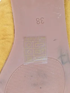 Pantoletten><noscript><img width=