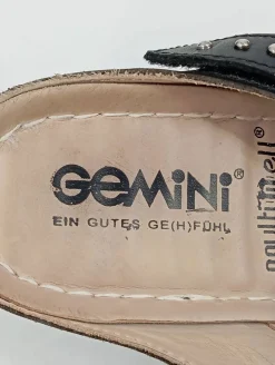 Pantoletten><noscript><img width=