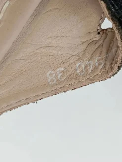 Pantoletten><noscript><img width=