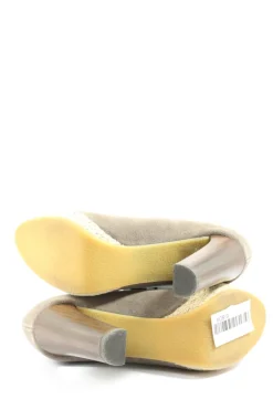 Pumps><noscript><img width=