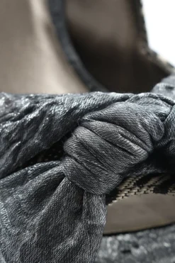 Pumps><noscript><img width=