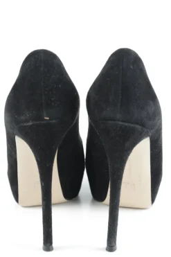 Pumps><noscript><img width=