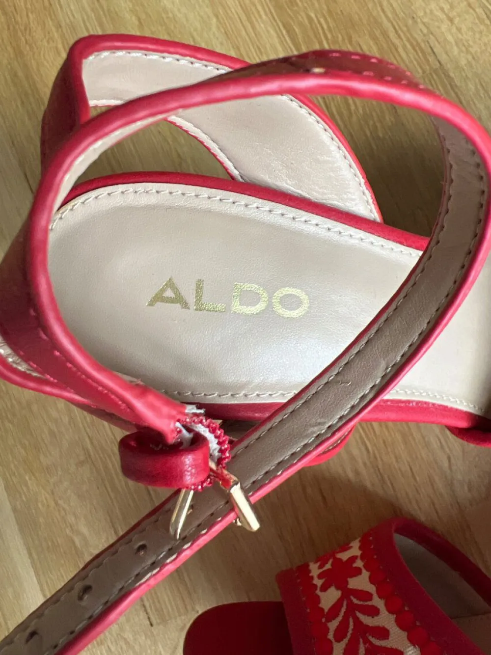 Sandalen> Plateau-Sandalen rot