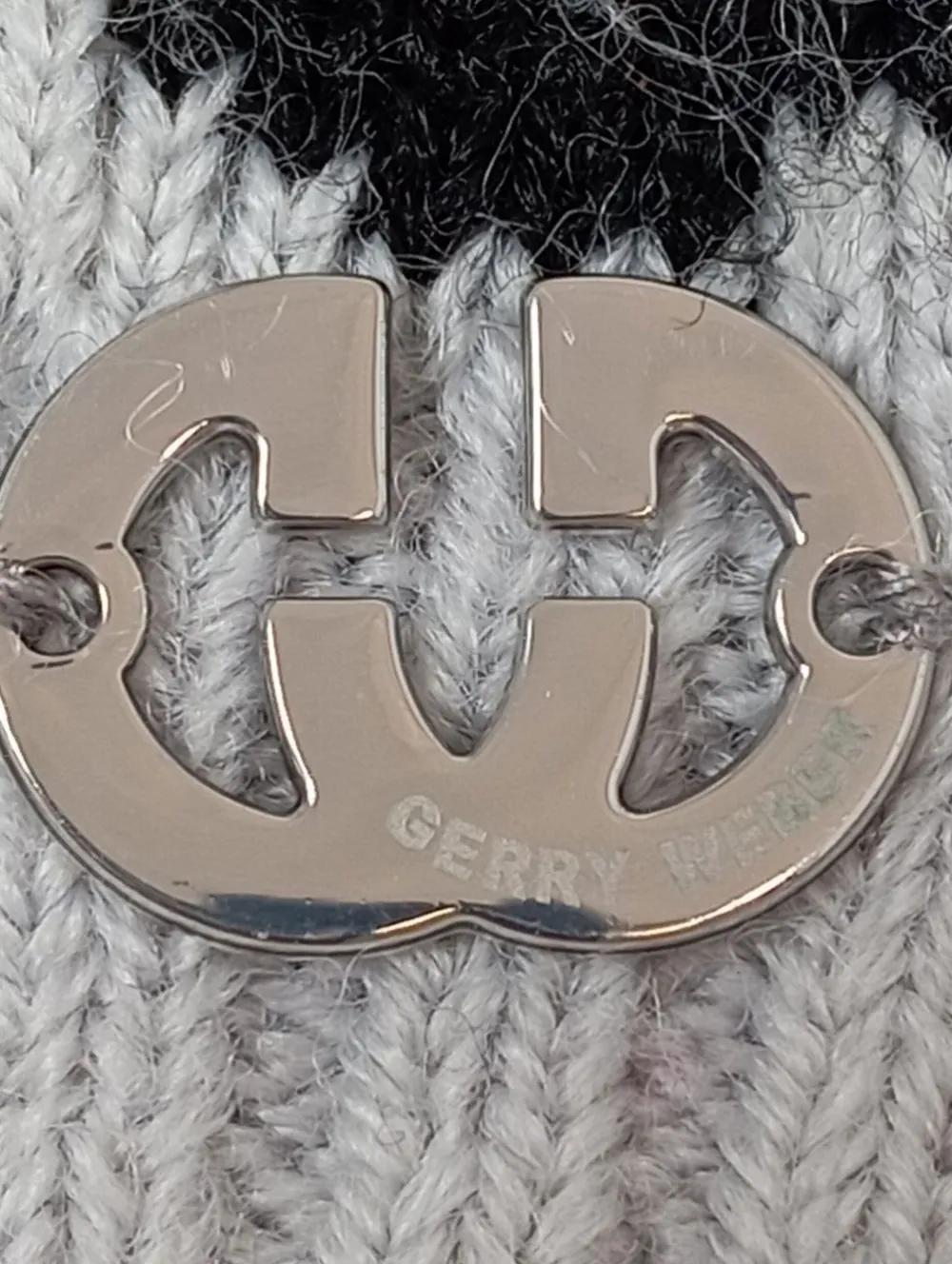 Mützen>Gerry Weber Pudelmütze hellgrauschwarz