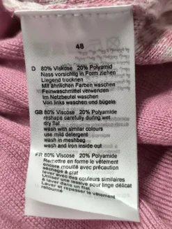 Pullover><noscript><img width=