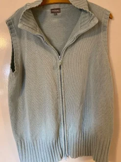 Pullunder><noscript><img width=