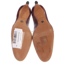 Pumps><noscript><img width=