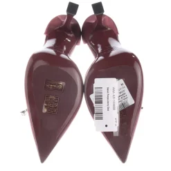 Pumps><noscript><img width=