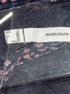 Homewear><noscript><img width=