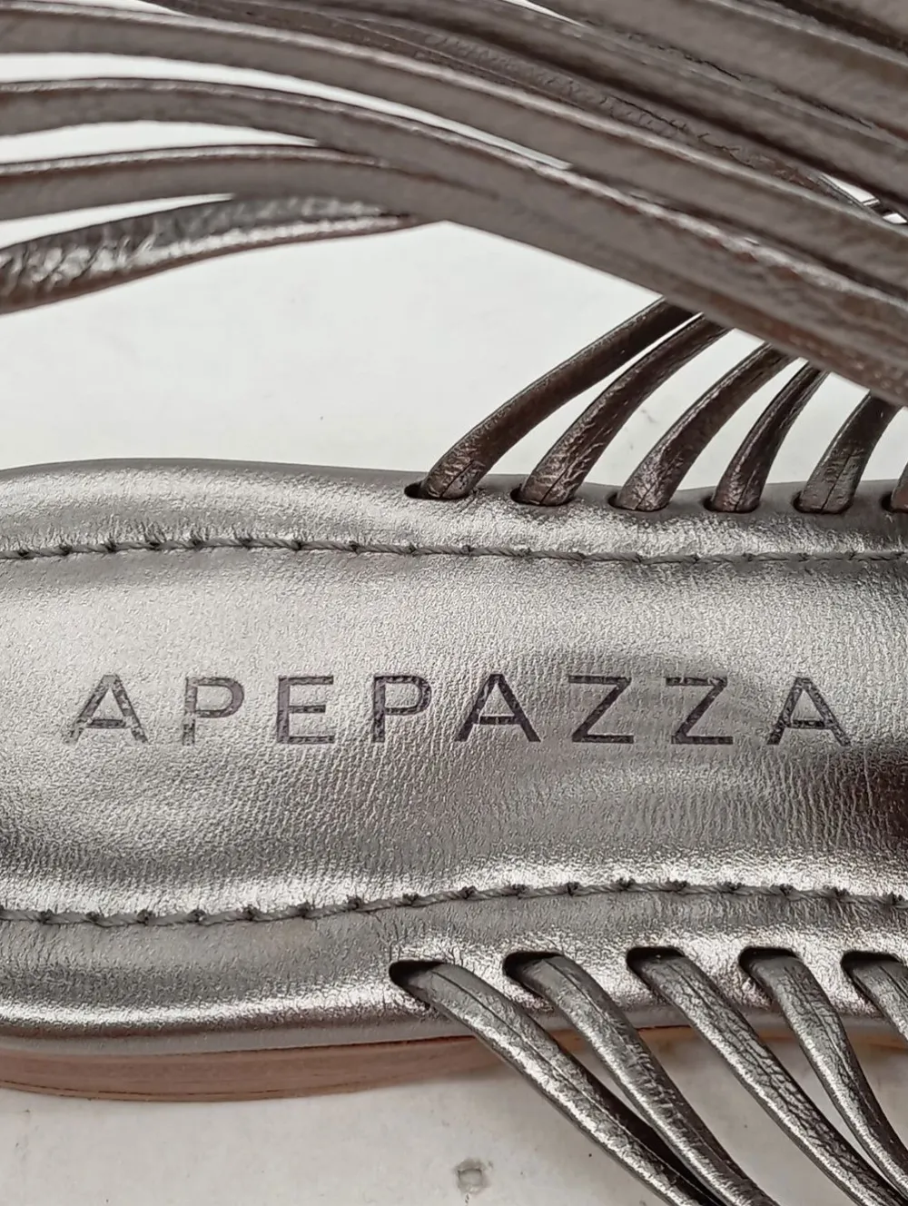 Sandalen>Apepazza Römer-Sandalen Größe 39 silberfarben