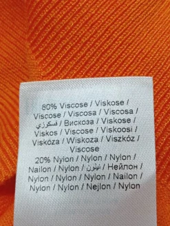 Pullover><noscript><img width=