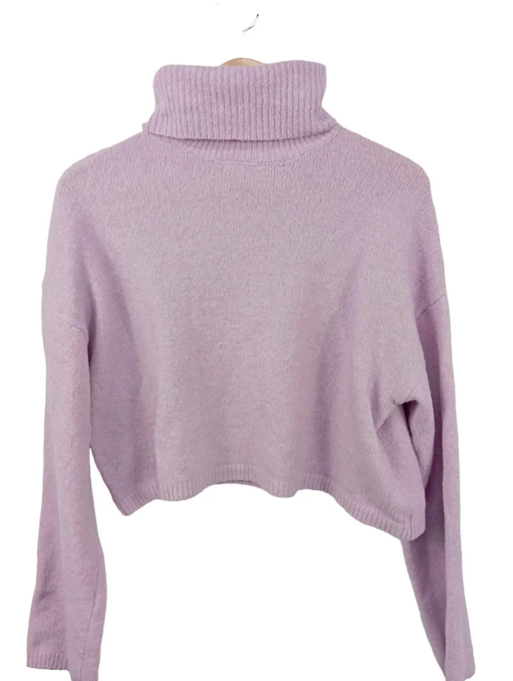 Rollkragenpullover Größe 38-Bershka Clearance