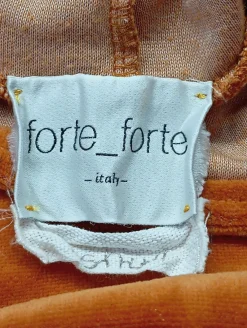 Shirts><noscript><img width=