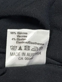 Shirts><noscript><img width=