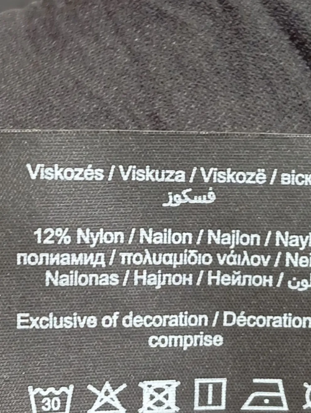 Blusen>Vero Moda Rüschen-Bluse Größe 42 schwarz