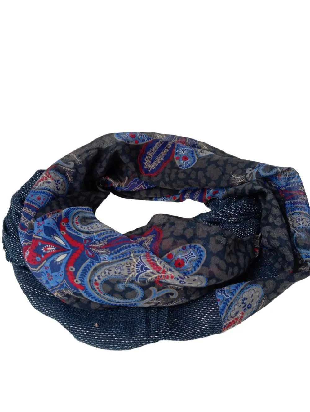 Schals>s.Oliver Rundschal