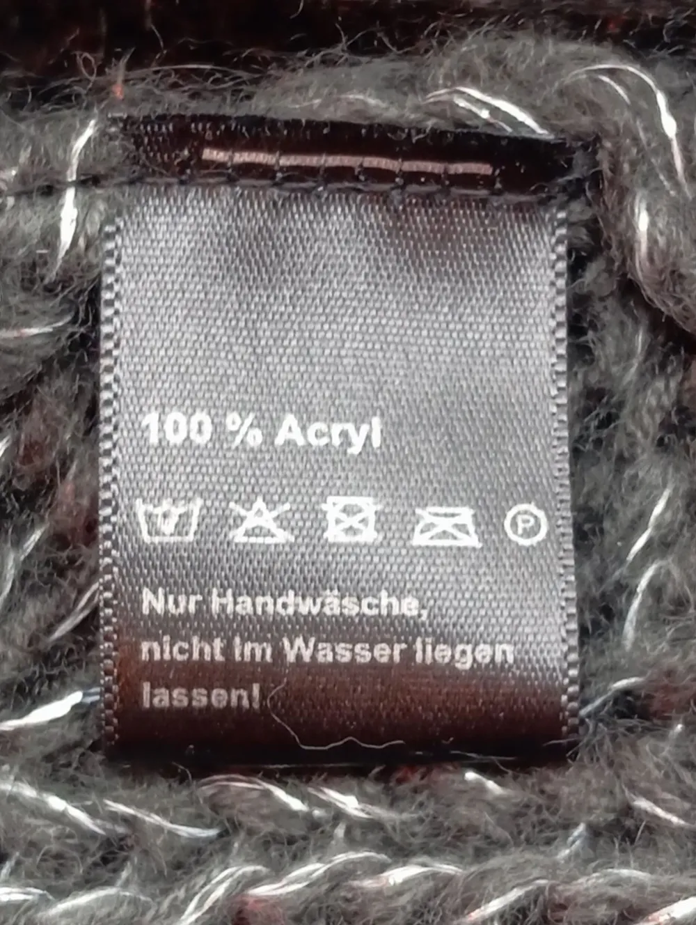 Rundschal-Hallhuber New