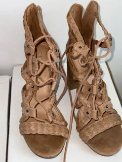 Sandalen Größe 37- New