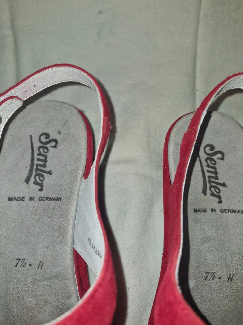 Sandalen Größe 41- New