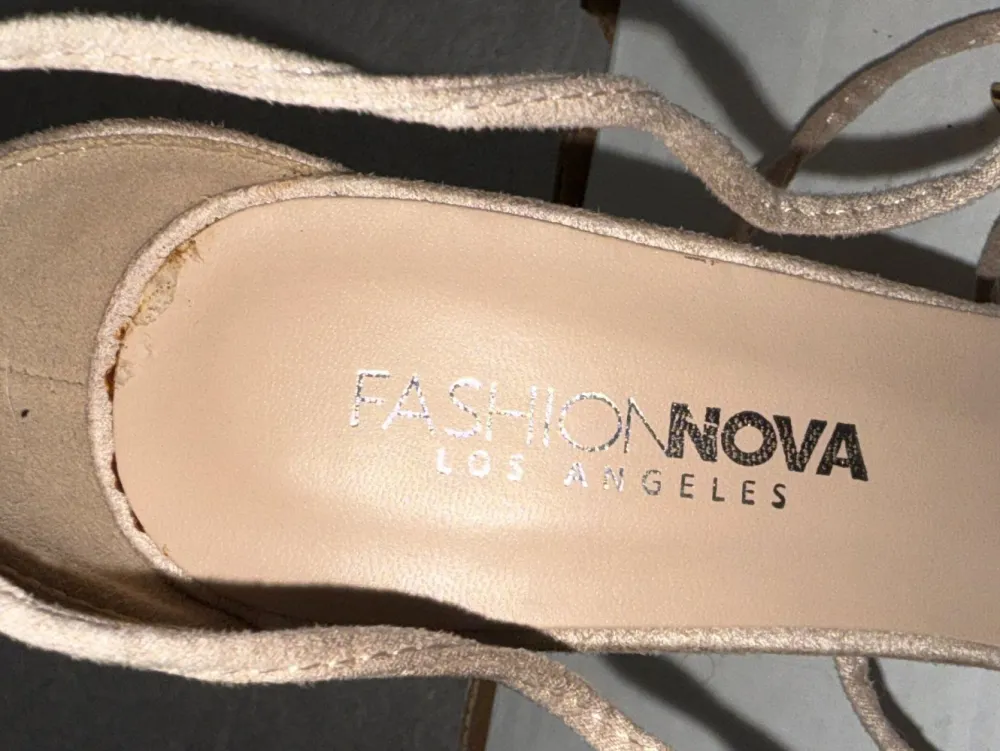 Sandaletten> Sandaletten Größe 38 beige