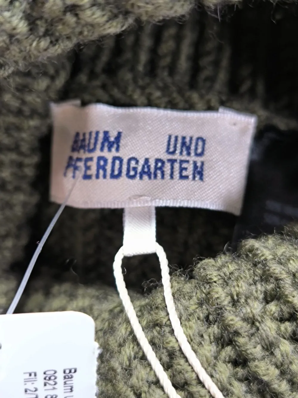 Schals>Baum und Pferdgarten Schlauchschal khaki