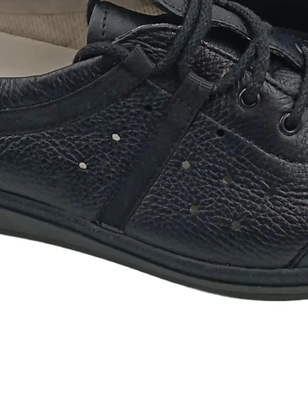 Halbschuhe> Schnürschuhe Größe 39 schwarz