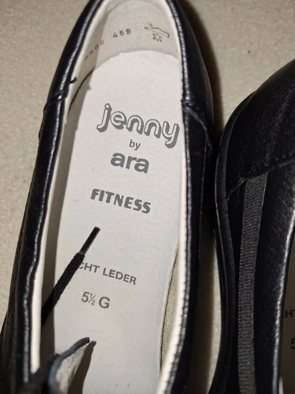 Halbschuhe> Schnürschuhe Größe 39 schwarz