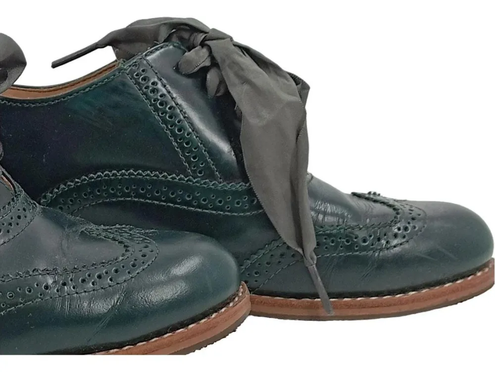 Schnürschuhe Größe 37- Clearance