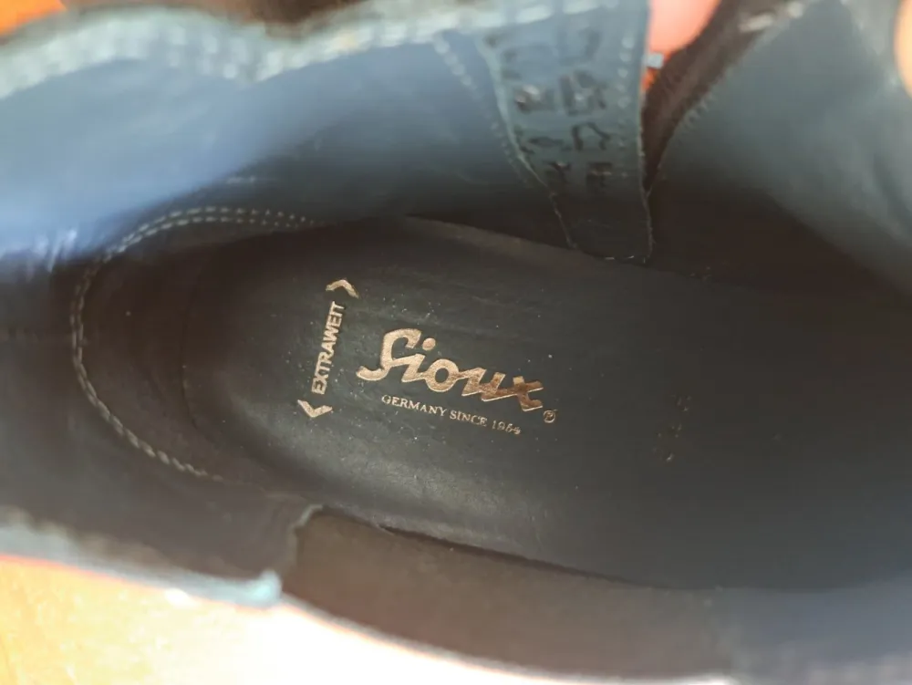 Schnürschuhe Größe 39-