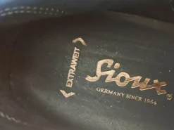 Schnürschuhe Größe 39-