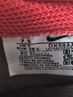 Schnürsneaker Größe 38,5-Nike