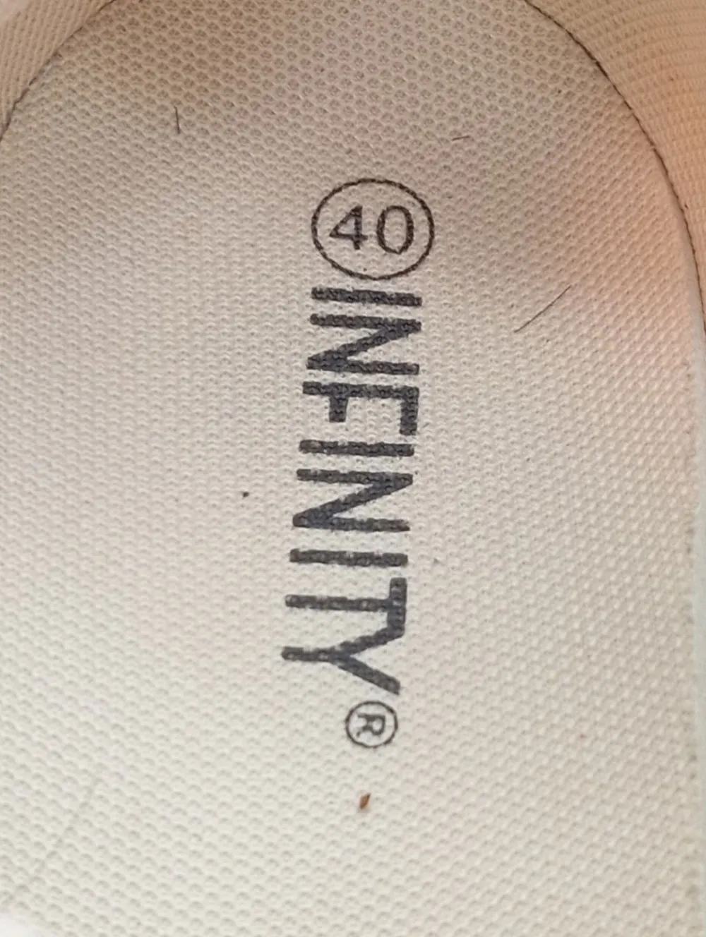 Schnürsneaker Größe 40-infinity New