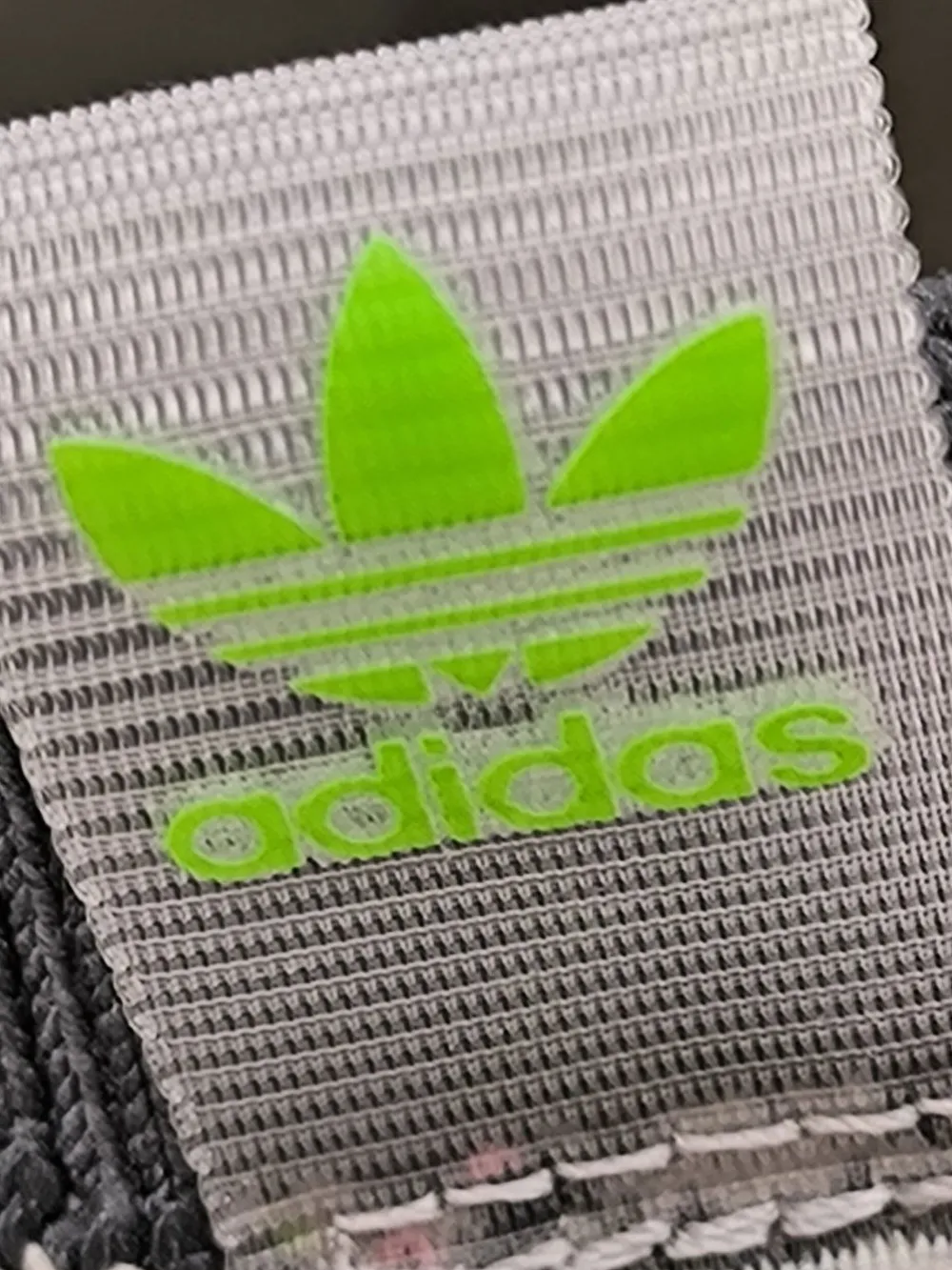 Schnürsneaker Größe 42-Adidas New