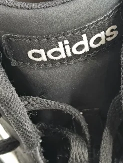 Schnürsneaker Größe 39,5-Adidas Hot