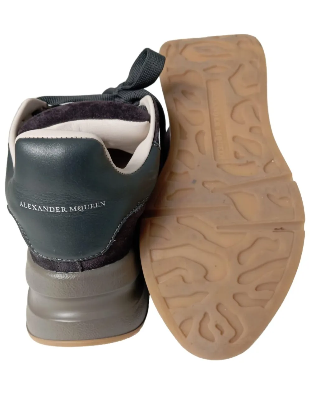 Schnürsneaker Größe 35-Alexander McQueen New