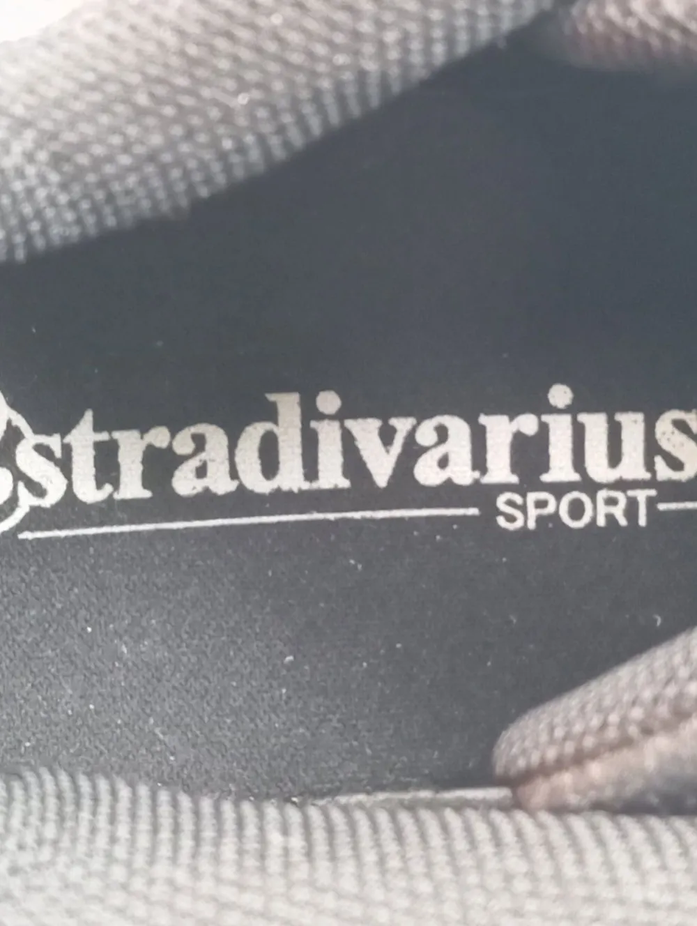 Sneaker>Stradivarius Schnürsneaker Größe 39 weißwollweiß
